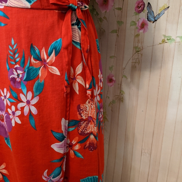 Old Navy Floral Dress Medium - Picture 6 of 10